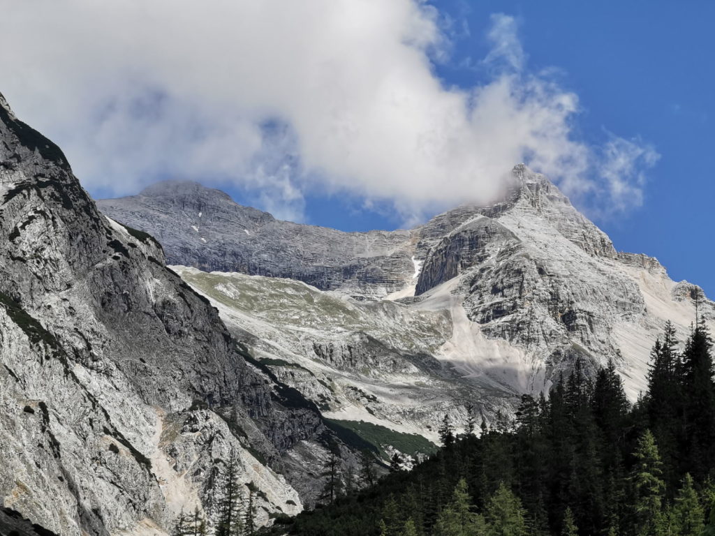 Der Blick zur Birkkarspitze - dem höchsten Berg im Karwendel